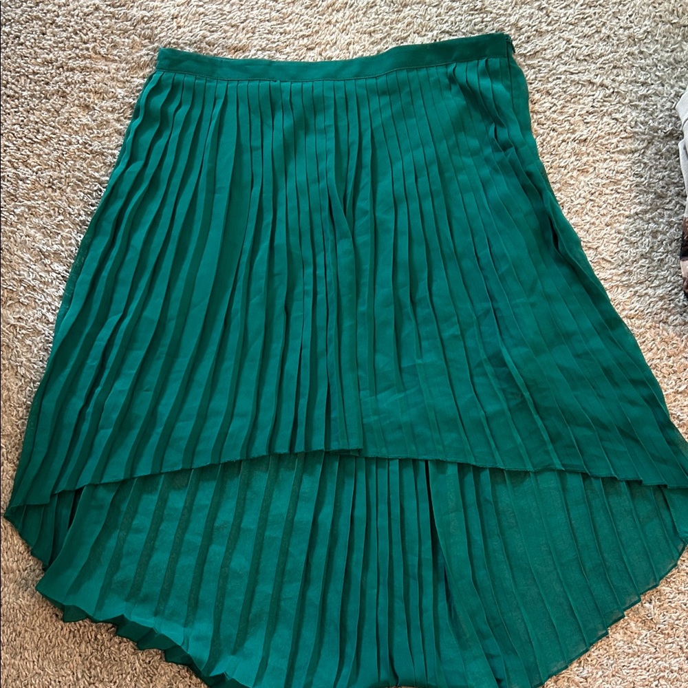 Zara high low green skirt pleated small NWOT